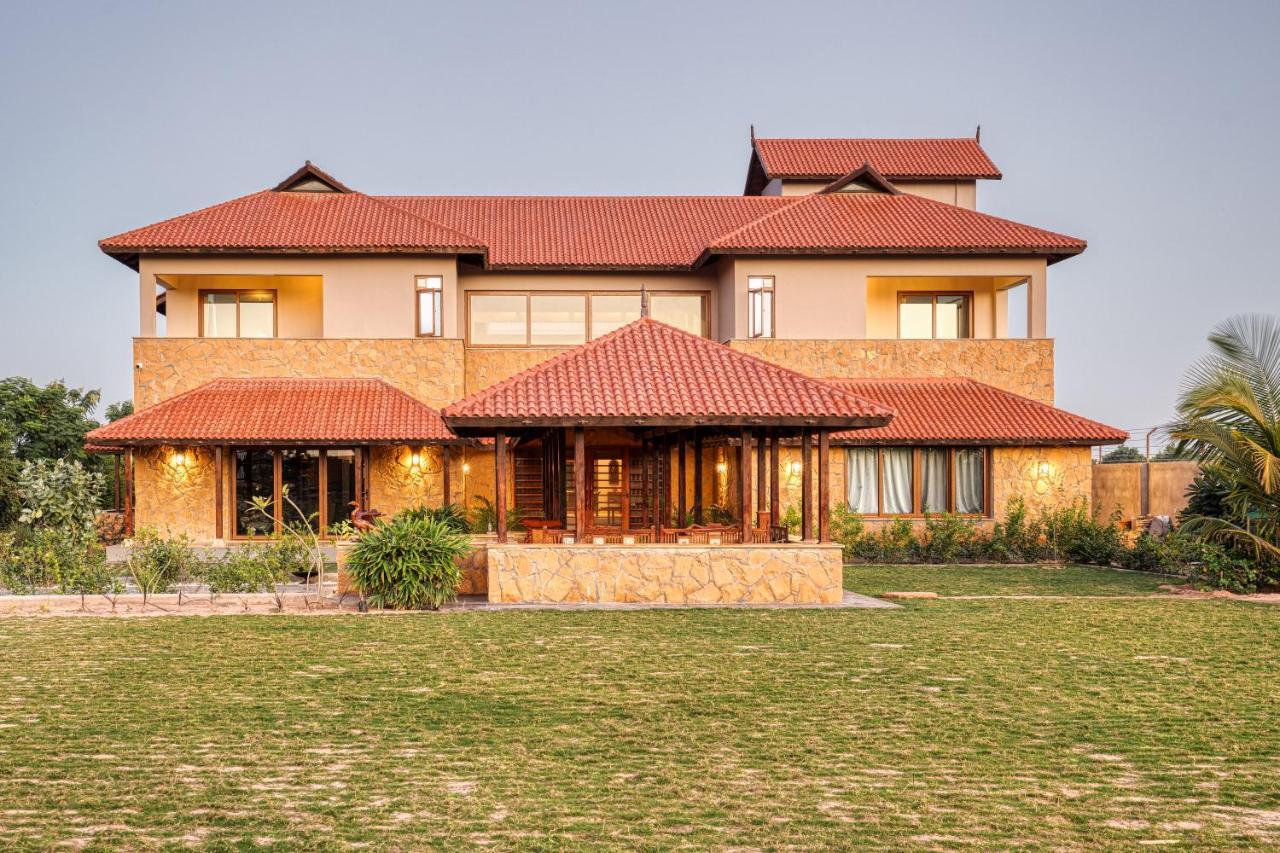 Appartamento The Kutchh Courtyard Kukma Esterno foto